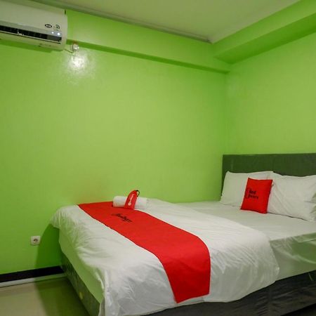 Hotel RedDoorz @ Jalan Gatot Subroto Semarang Zewnętrze zdjęcie