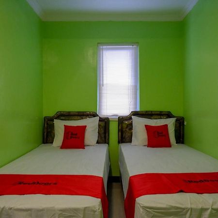 Hotel RedDoorz @ Jalan Gatot Subroto Semarang Zewnętrze zdjęcie